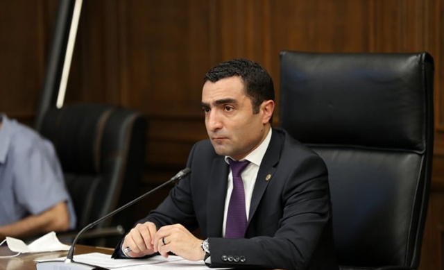 ՀԷՑ-ի վերաբերյալ հնչեցված հարցերին ի պատասխան երեք «ուժեղ սուտ» է ասվել. Պետրոսյան