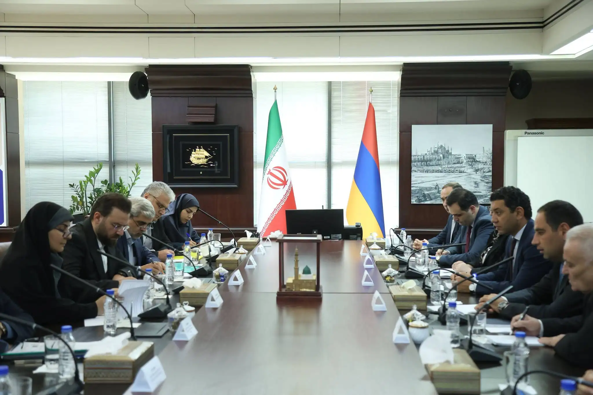 Հայաստանն ու Իրանը քննարկել են Արաքս գետի վրա երկրորդ կամրջի կառուցումը