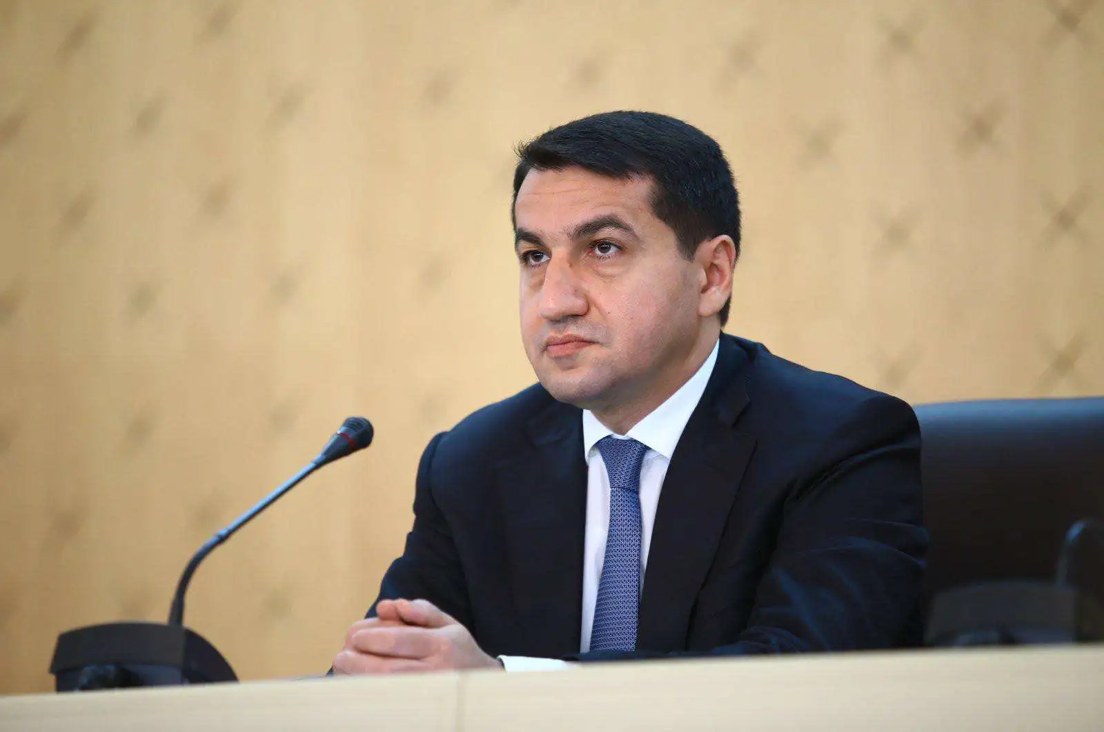 Մտադիր չենք միջամտել Հայաստանի ներքին գործերին. Հաջիև