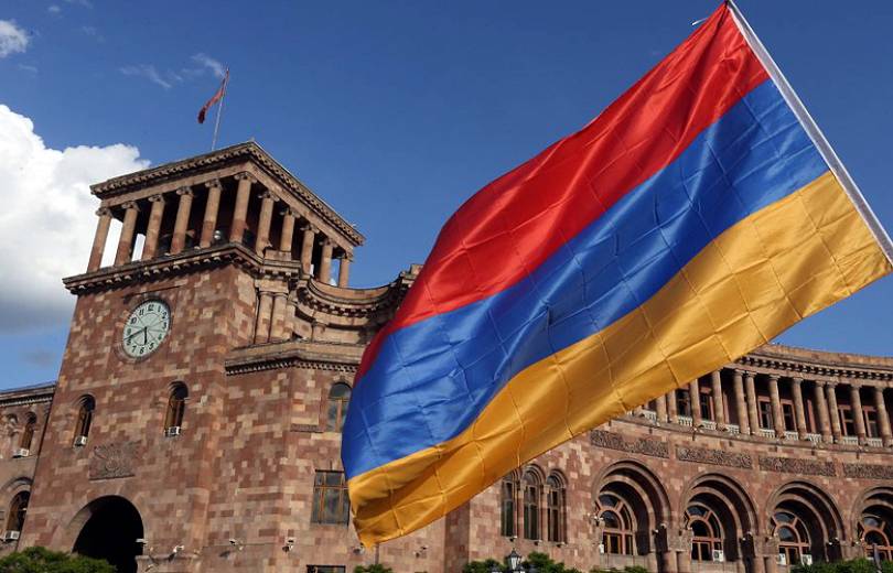 Կառավարությունը 320 մլն դոլարի նոր վարկեր կվերցնի ԱԶԲ-ից և Համաշխարհային բանկից