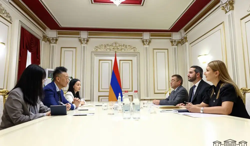 Ռուբեն Ռուբինյանն ընդունել է ՀՀ-ում Չինաստանի դեսպանին