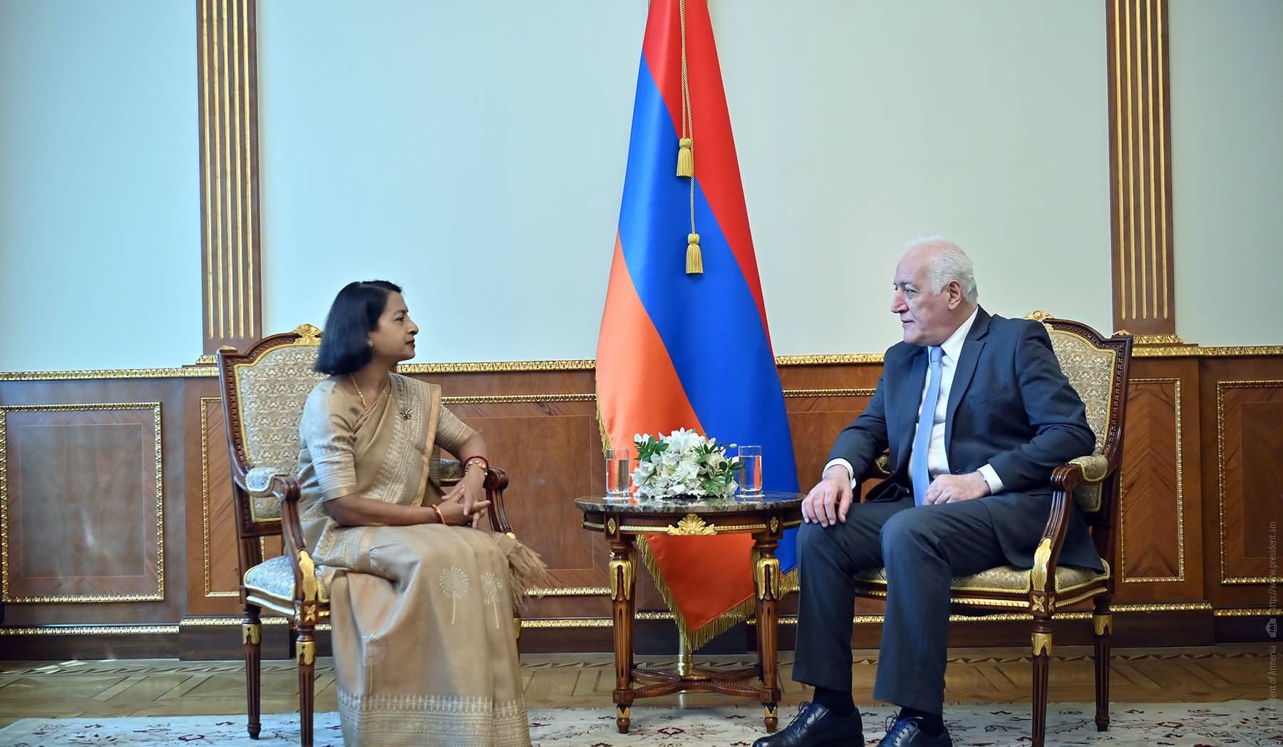 Հույս ունեմ, որ մեր հարաբերություններն առաջիկայում նոր մակարդակի կհասցնենք. ՀՀ նախագահը՝ Հնդկաստանի դեսպանին