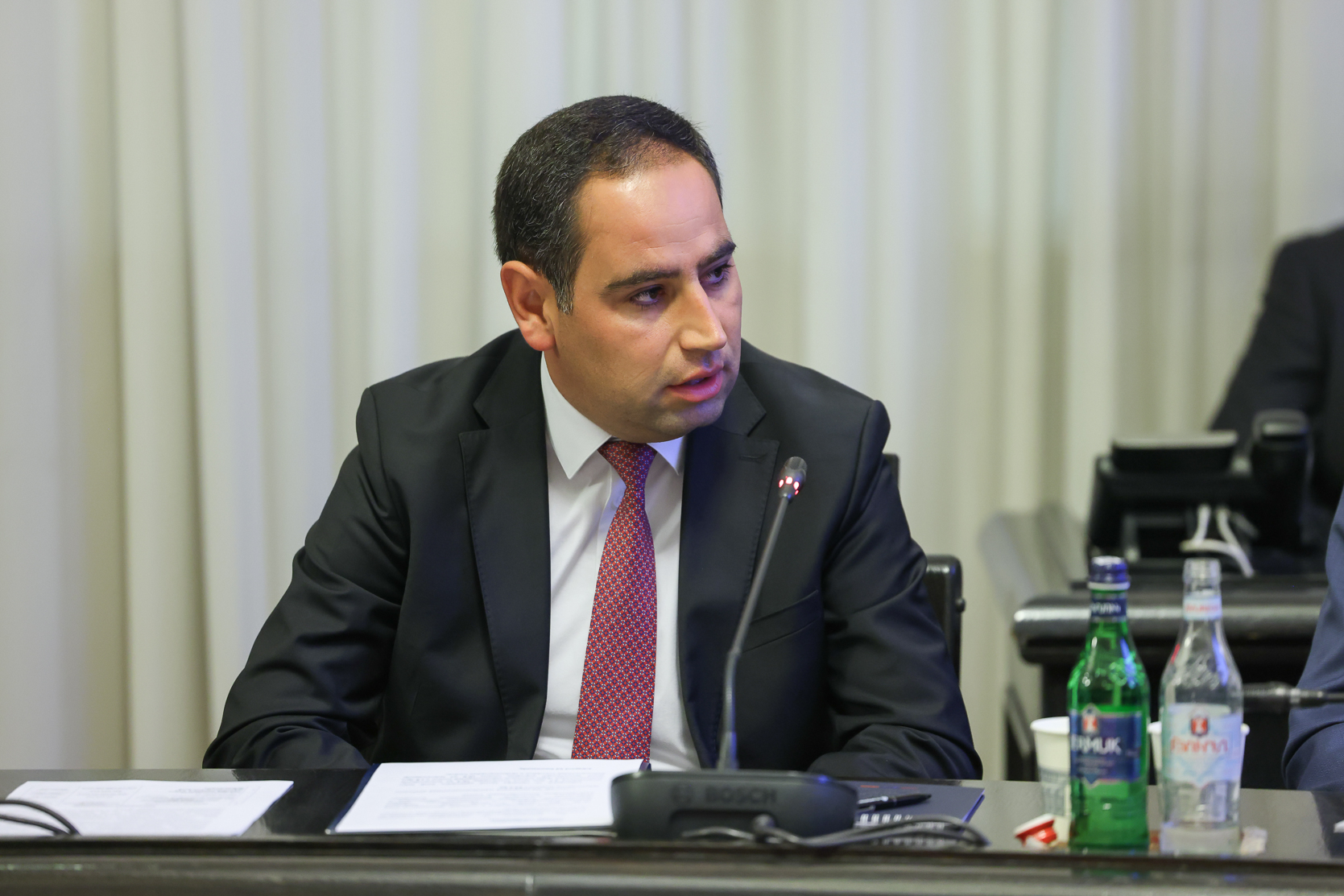 Կառավարությունը բյուջեից 1 մլրդ 255 մլն դրամ հատկացրեց համայքնների սուբվենցիոն ծրագրերի համար