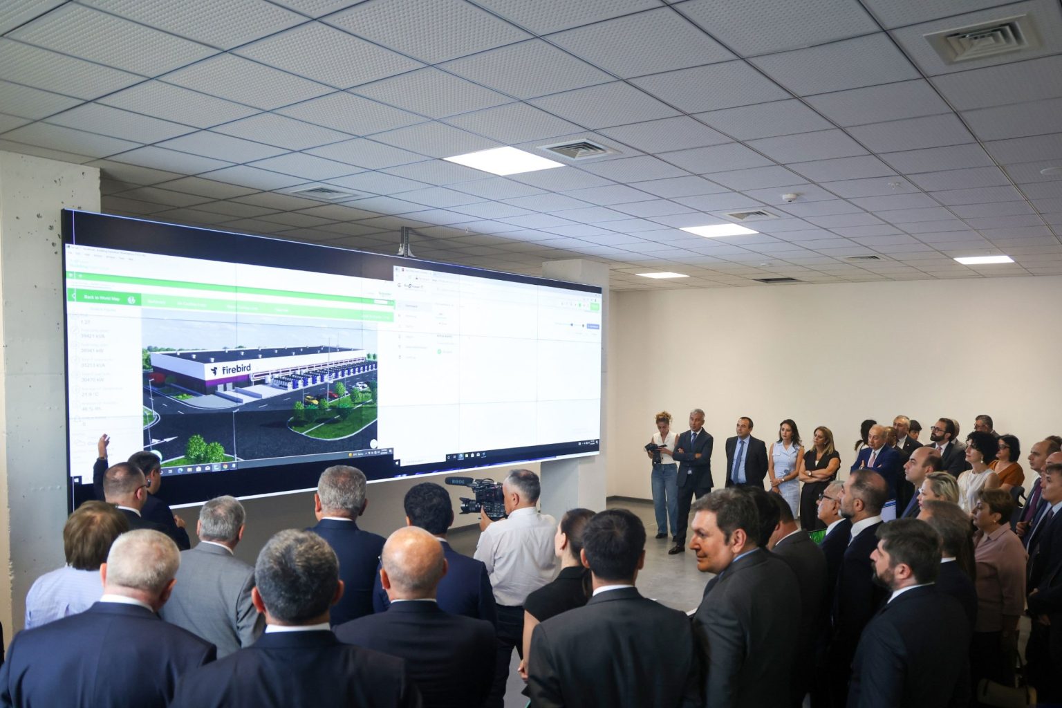 ՀՀ դեսպաններն այցելել են Հրազդանում ստեղծված ԱԲ գործարան