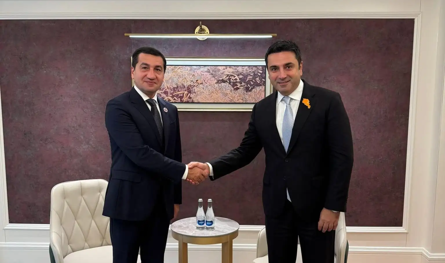 Ալեն Սիմոնյանը հանդիպել է Հիքմեթ Հաջիևին