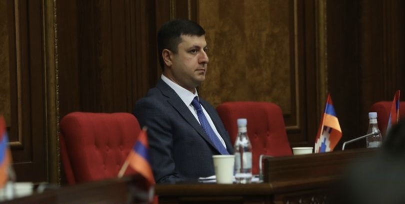 Եթե դուրս է գալիս ռազմաբազան, ապա ժամանակի հարց է նաև սահմանապահ զորքերի դուրսբերումը. Աբրահամյան