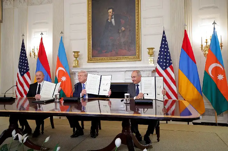 Թրամփը կիսվել է հայ-ադրբեջանական խաղաղության մասին Ուիթքոֆի հոդվածով